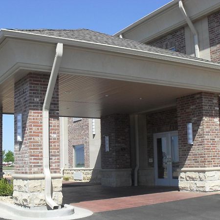 Bell'S Extended Stay And Suites Saint Robert Exterior foto