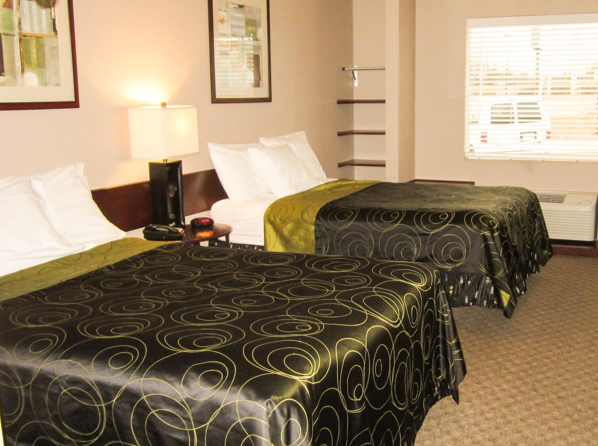 Bell'S Extended Stay And Suites Saint Robert Exterior foto