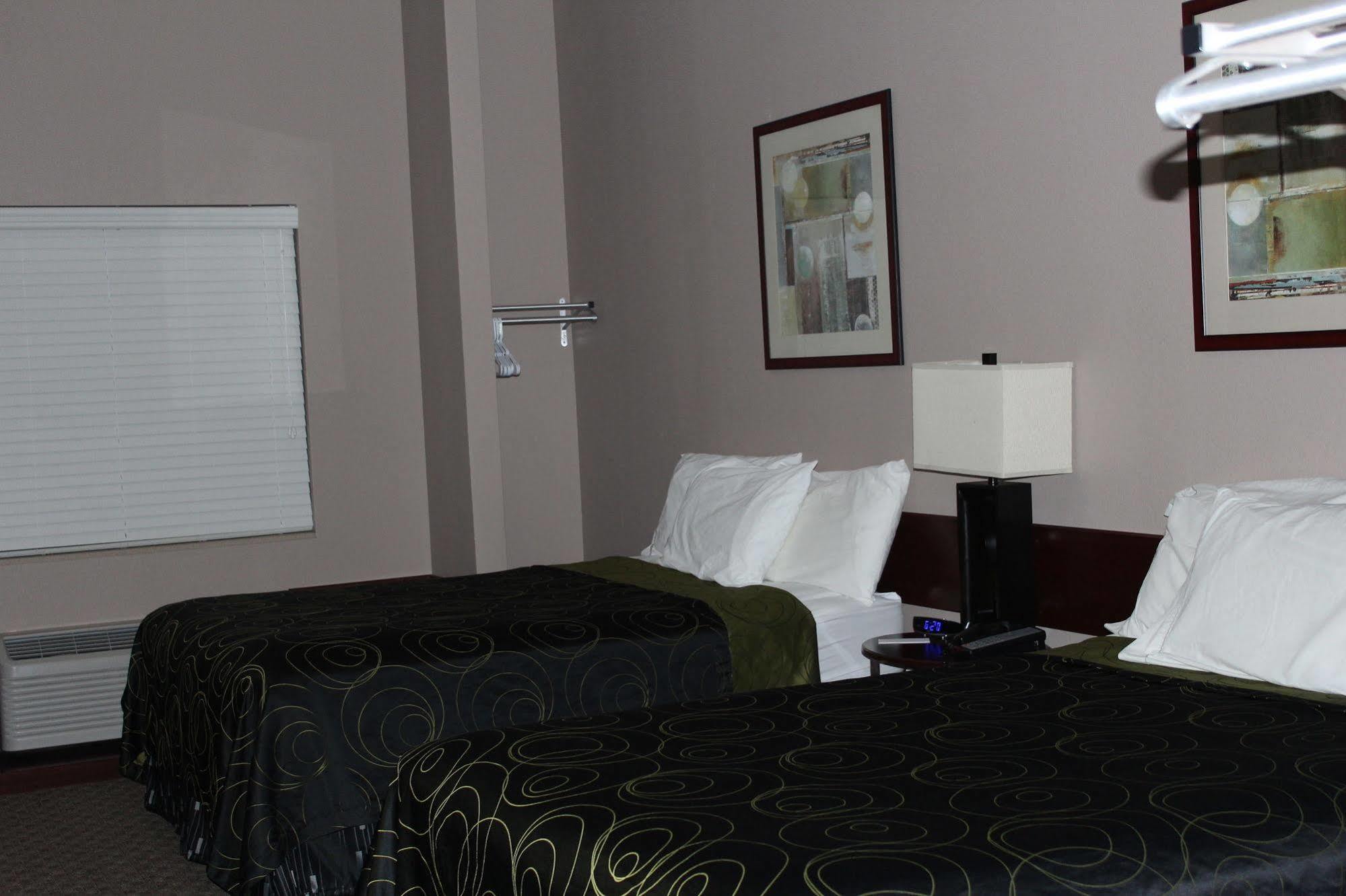 Bell'S Extended Stay And Suites Saint Robert Exterior foto