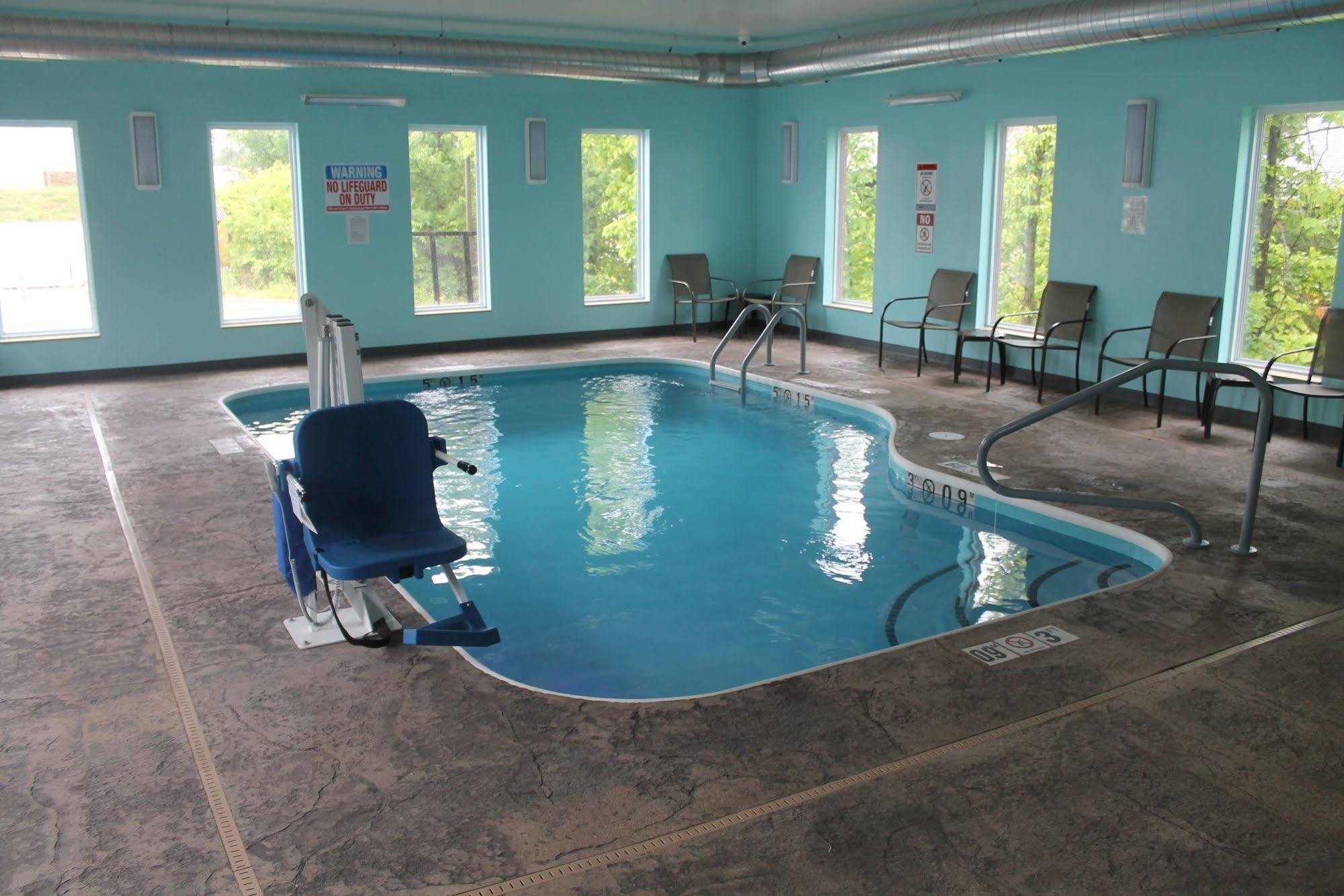 Bell'S Extended Stay And Suites Saint Robert Exterior foto