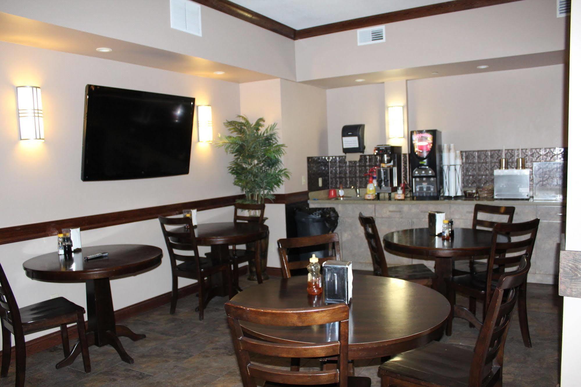 Bell'S Extended Stay And Suites Saint Robert Exterior foto